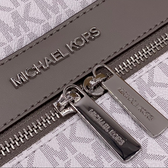 MICHAEL KORS
Kenly 
Medium Backpack - Picture 8 of 8